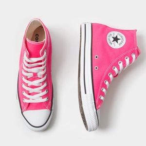 CONVERSE HIGH TOPS